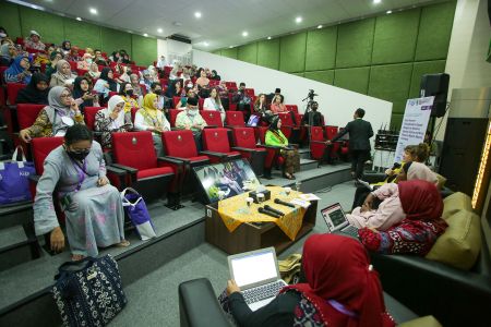 Seminar Internasional KUPI2 (75).jpg